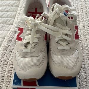New Balance White and Red Athletic Shoes. Extremely excellent condition